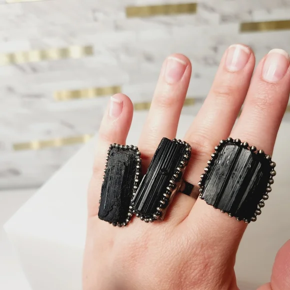 Raw Black Tourmaline Crystal Adjustable Ring - Picture 4 of 4